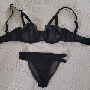 Victoria's Secret Sheer Bra And Panty Set Black 32dd Medium Lingerie